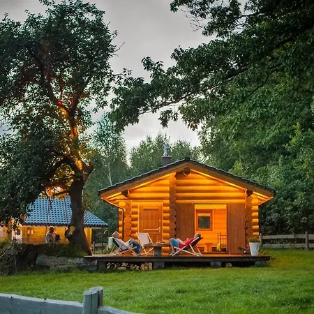 Saunowisko W Kragu - Niebieski I Zolty Krąg