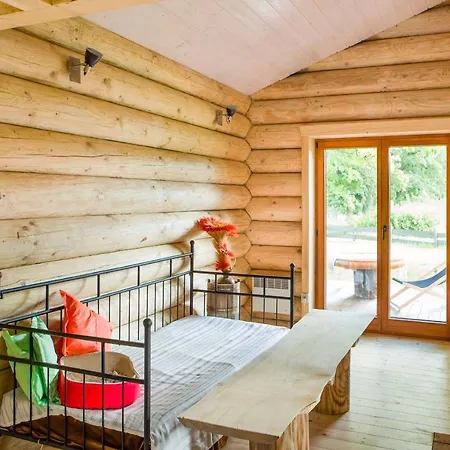 Saunowisko W Kragu - Niebieski I Zolty Villa *