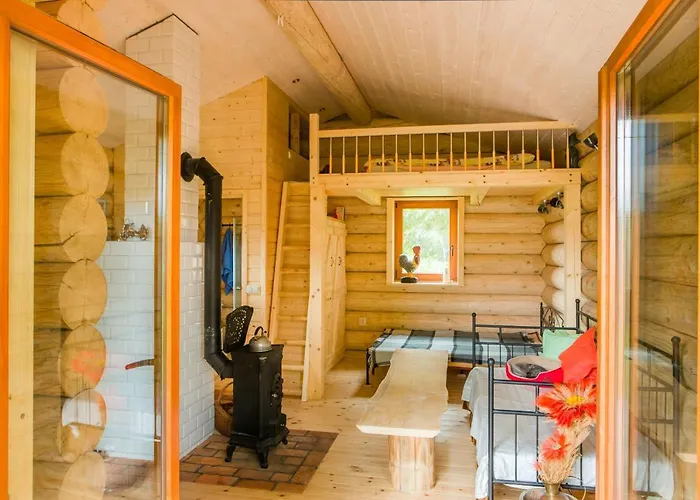 Saunowisko W Kragu - Niebieski I Zolty Villa