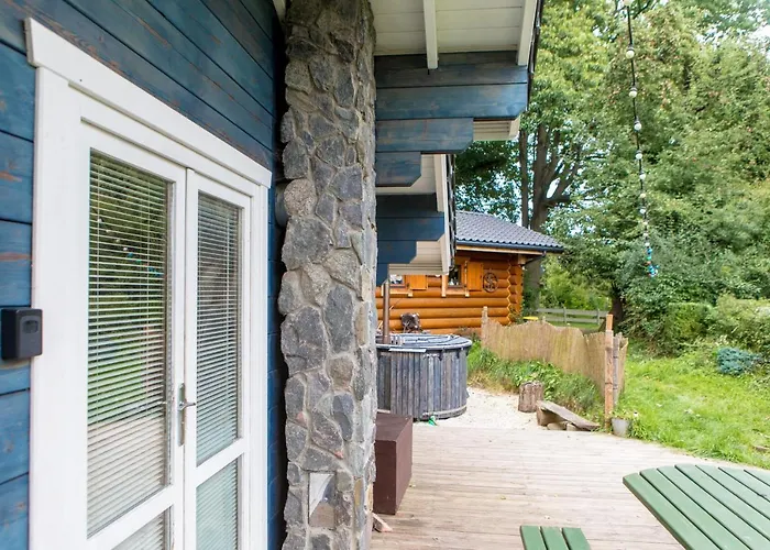 Saunowisko W Kragu - Niebieski I Zolty Villa *